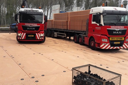 Duurzaam en sterk: de nieuwe composiet rijplaten van Wagenborg Nedlift!